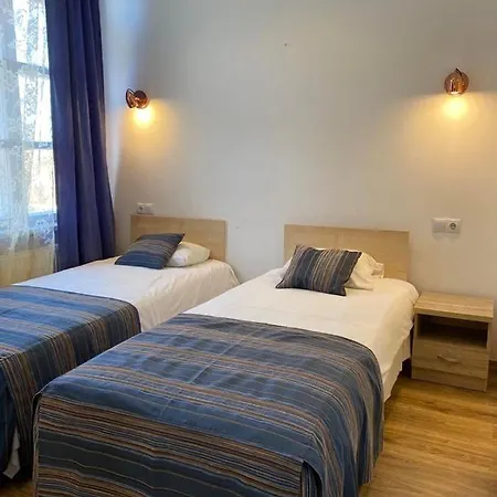 Hotel Aquamarine - Lauluvaeljak