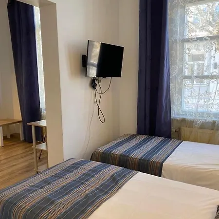 Aquamarine - Lauluvaeljak