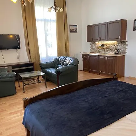 Aquamarine - Lauluvaeljak * Reval