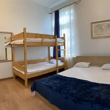 Aquamarine - Lauluvaeljak * Reval